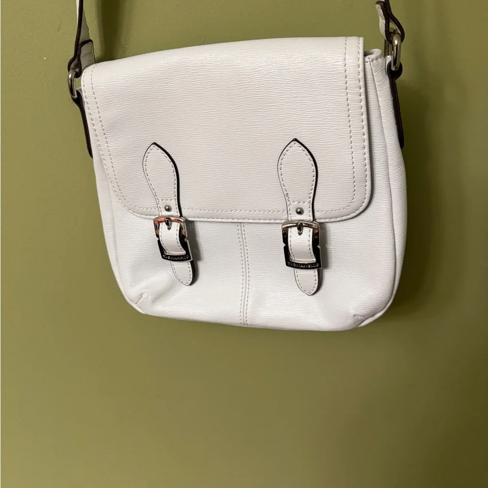 Tignanello White Adjustable Crossbody Bag Leather Purse Satchel Magnetic Closure